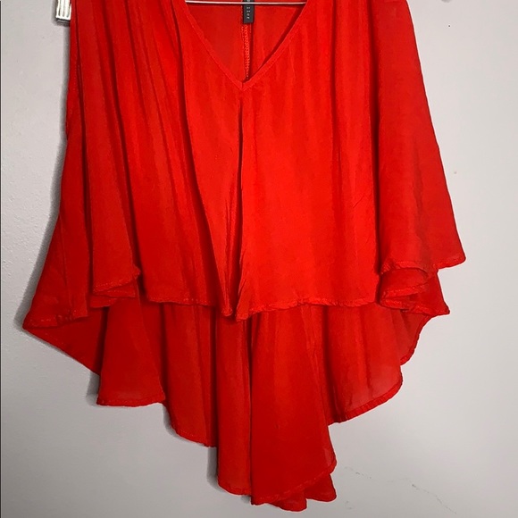 Riller & Fount Red Ruffle Tented Crop Top V Neck 2 - Picture 6 of 9